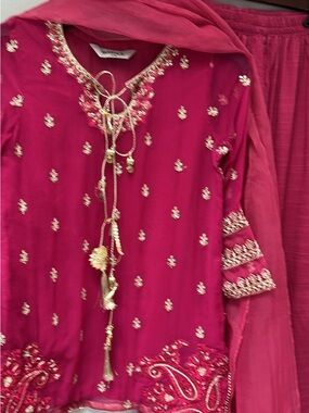 Girls' Magenta Embellished Formal Dress with Gold Accents